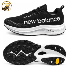 کتانی رانینگ نیو بالانس مدل New Balance FuelCell مشکی سفید