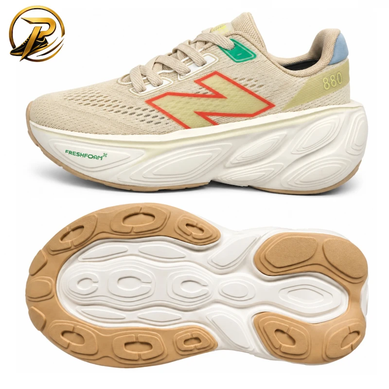 کتانی رانینگ نیوبالانس مدل New Balance Fresh Foam کرم