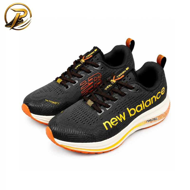 1 کتانی رانینگ نیو بالانس مدل New Balance FuelCell مشکی نارنجی