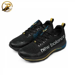 1 کتانی رانینگ نیو بالانس مدل New Balance FuelCell مشکی